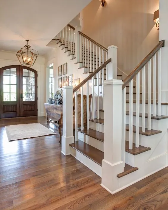 entry way with steps